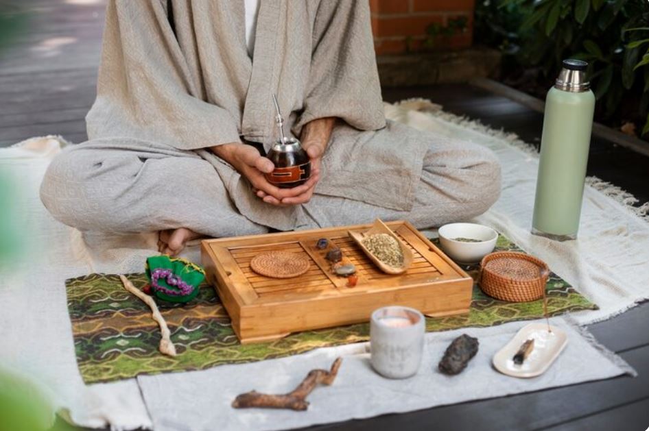 The Unlikely Comeback of Ancient Herbal Medicine in Modern Homes — From Folklore to Scientific Validation