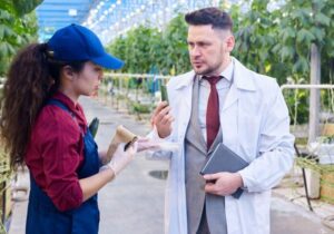 Read more about the article Why Doctors Are Paying Attention to Gardeners Again — and What It Means for Mental Health